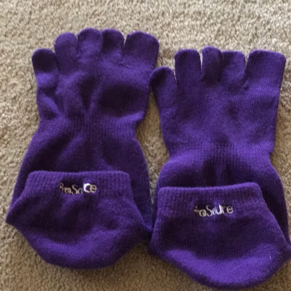 ProSource Yoga Socks - Picture 3 of 3